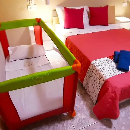 Cool And Big 50 Mt By The Ocean 6-8 Pax Apartment *