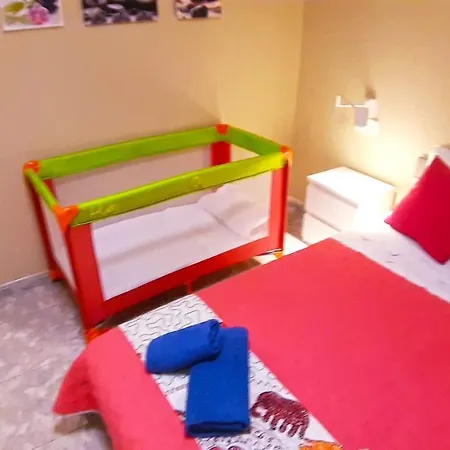 Cool And Big 50 Mt By The Ocean 6-8 Pax Apartment