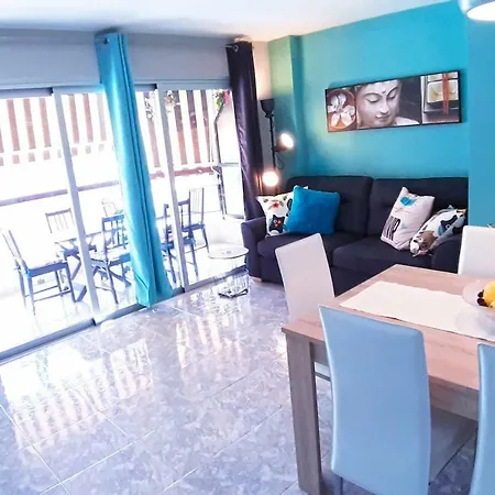 Cool And Big 50 Mt By The Ocean 6-8 Pax Apartment