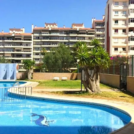 Cool And Big 50 Mt By The Ocean 6-8 Pax Apartment