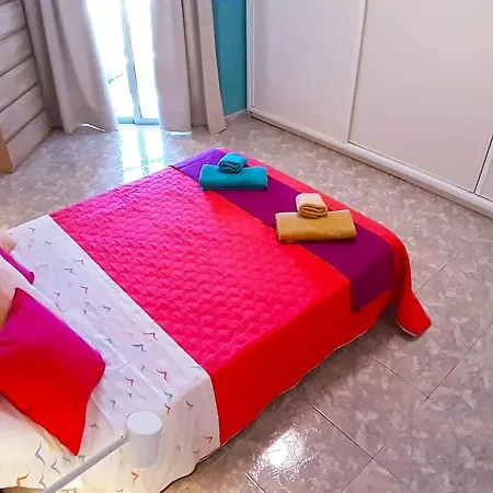 Cool And Big 50 Mt By The Ocean 6-8 Pax Apartment *